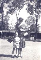 24_marty_mother_oz-flag-123kb_0