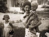 Anton with his mother and sister prior to war in 1939.